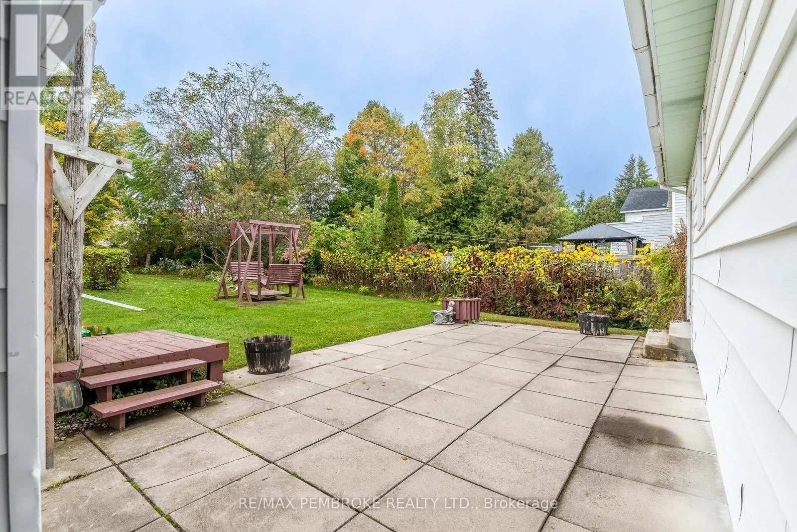 624 HAMILTON STREET W