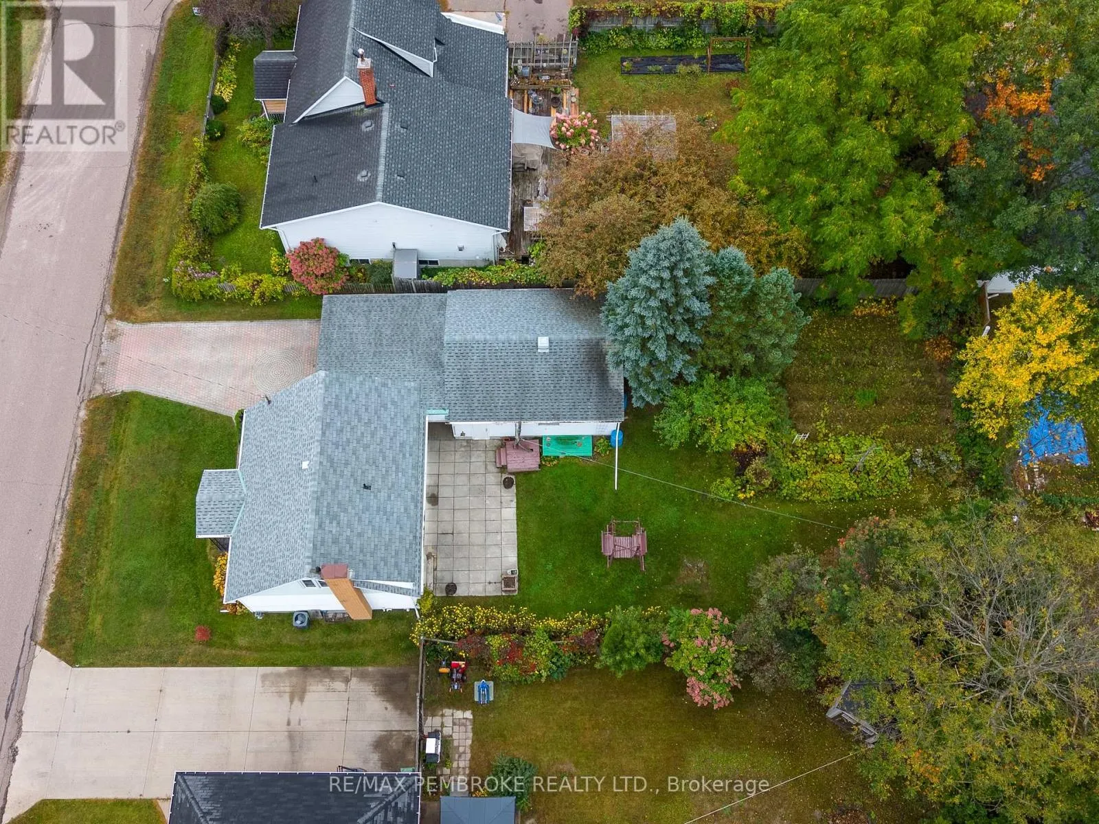 624 HAMILTON STREET W