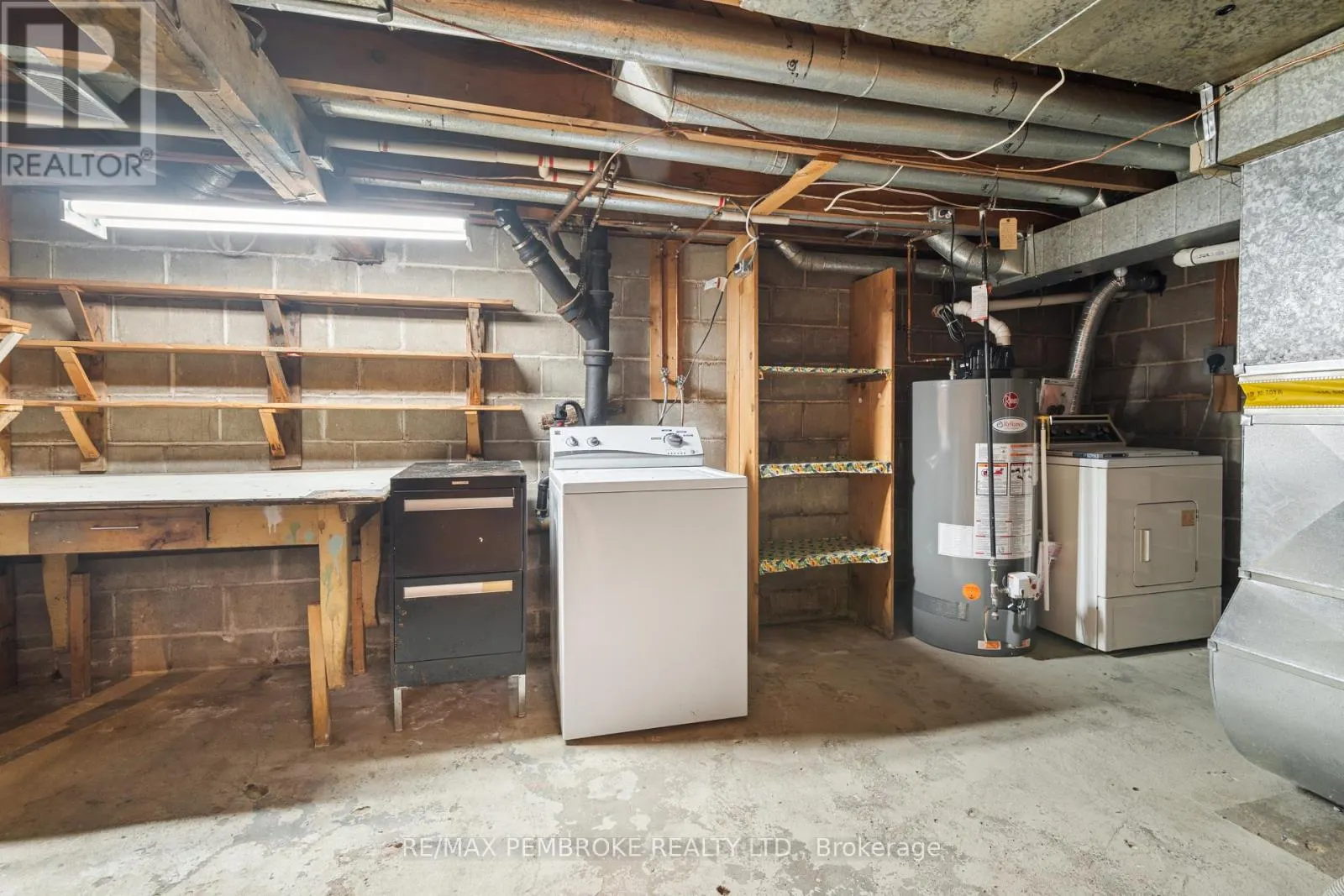 624 HAMILTON STREET W