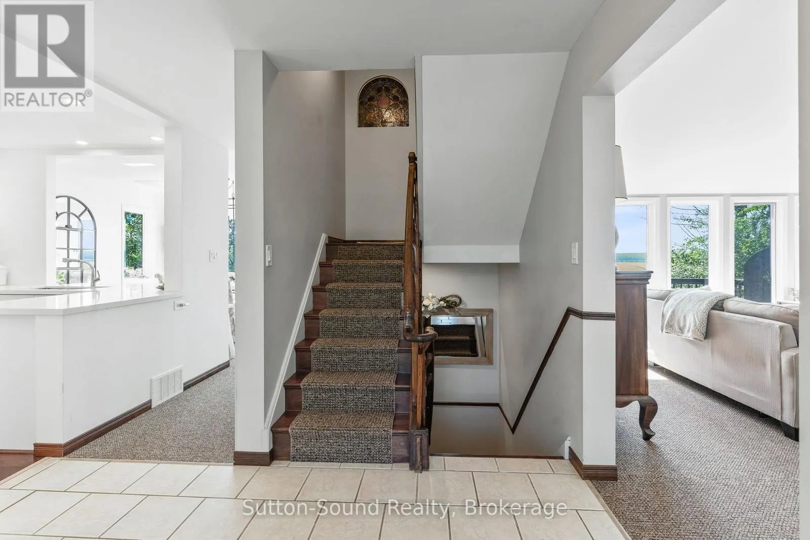 427 BALMY BEACH ROAD