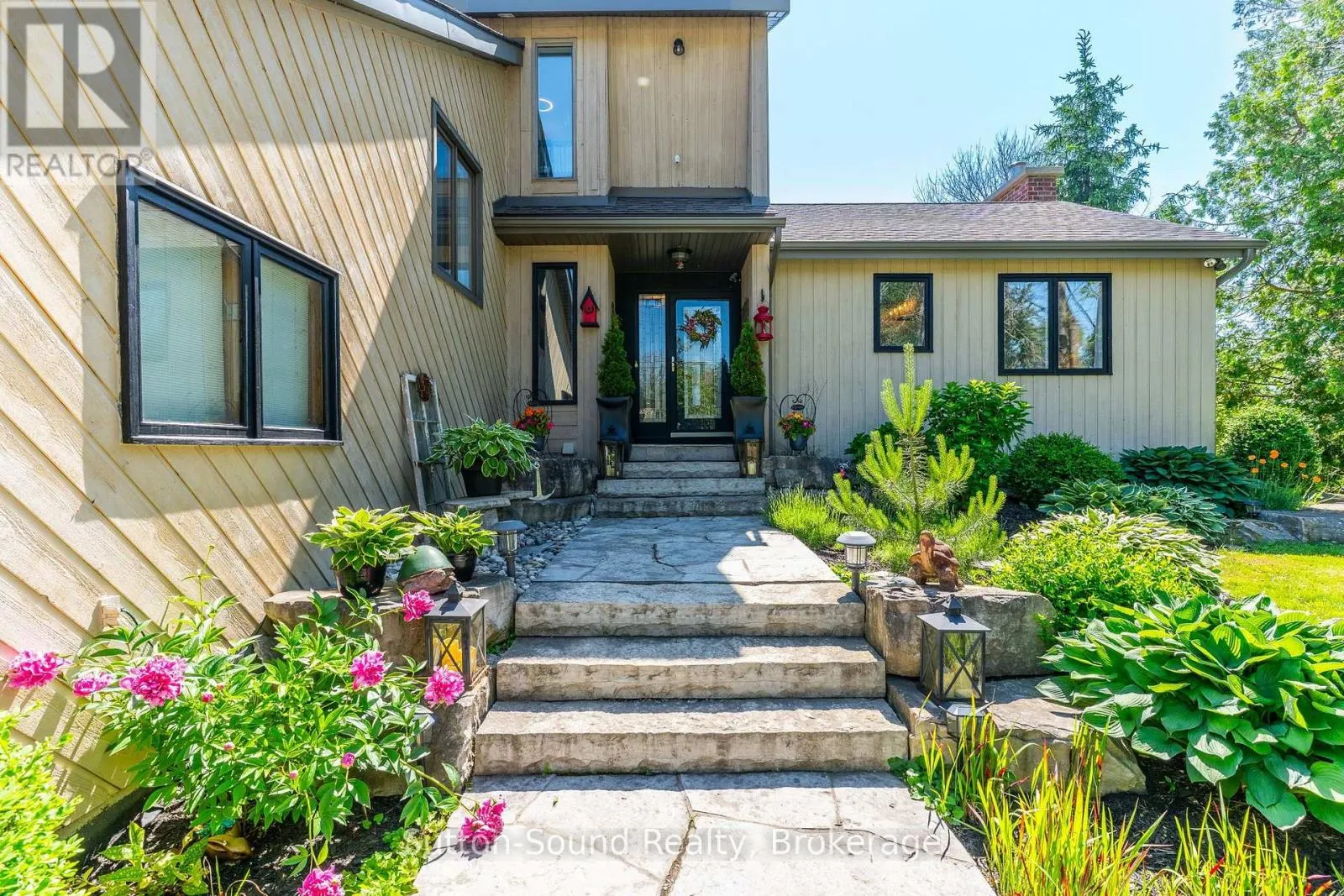 427 BALMY BEACH ROAD