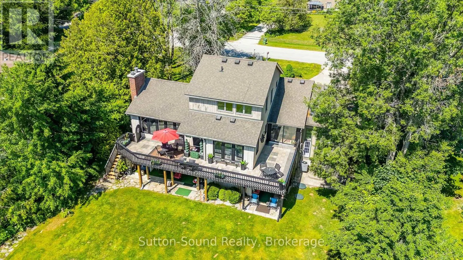 427 BALMY BEACH ROAD