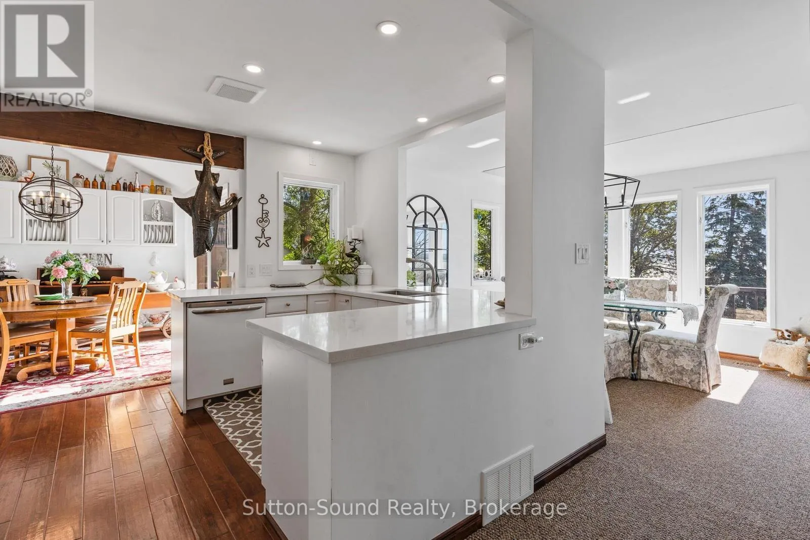 427 BALMY BEACH ROAD