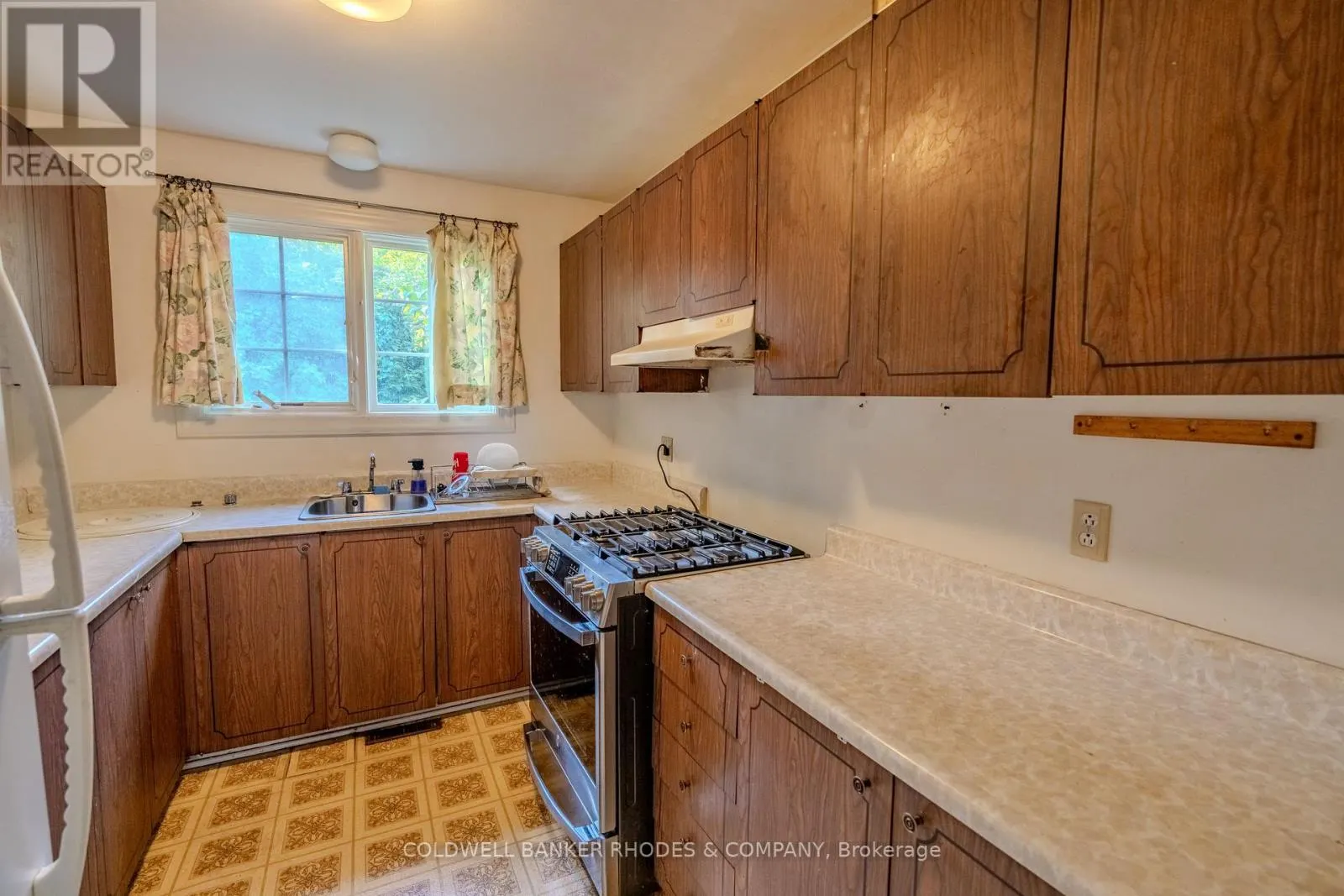 26 CROFTON ROAD