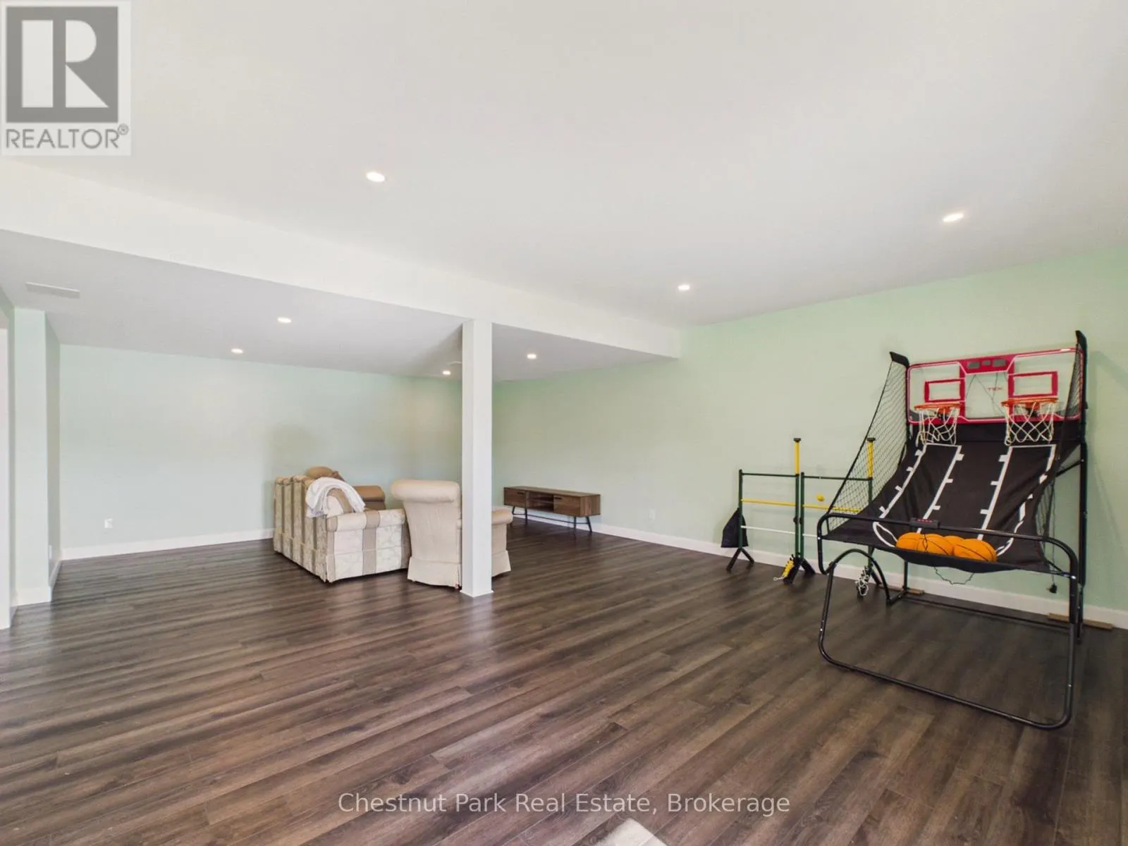 1252 WINDERS BAY ROAD