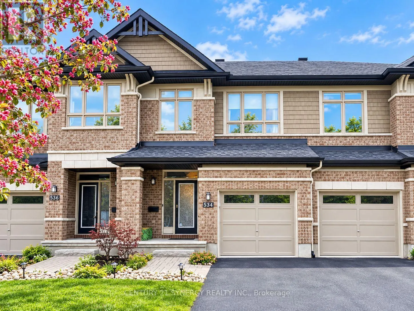 534 GRAND TULLY WAY