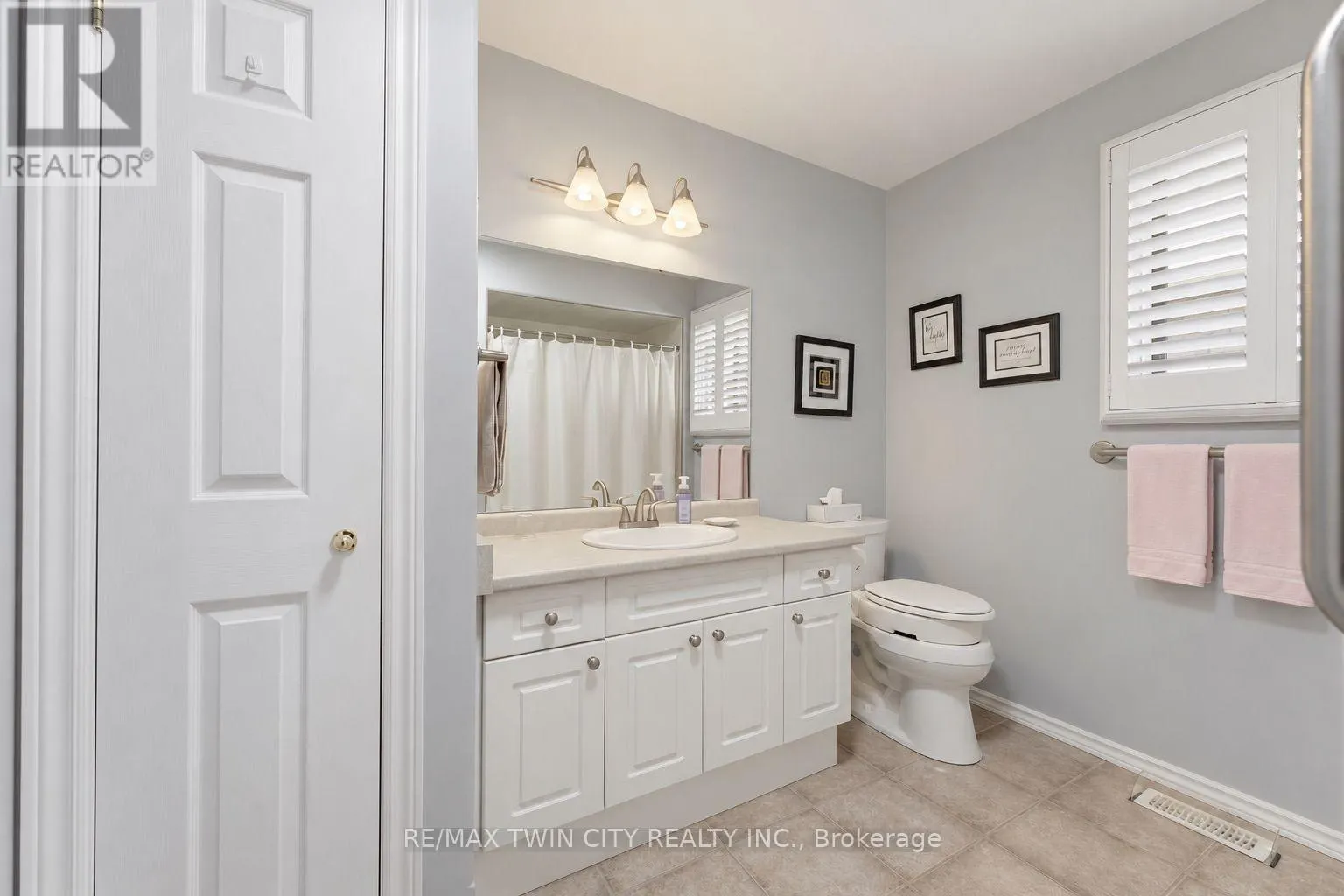 9 - 73 MORTON AVENUE W