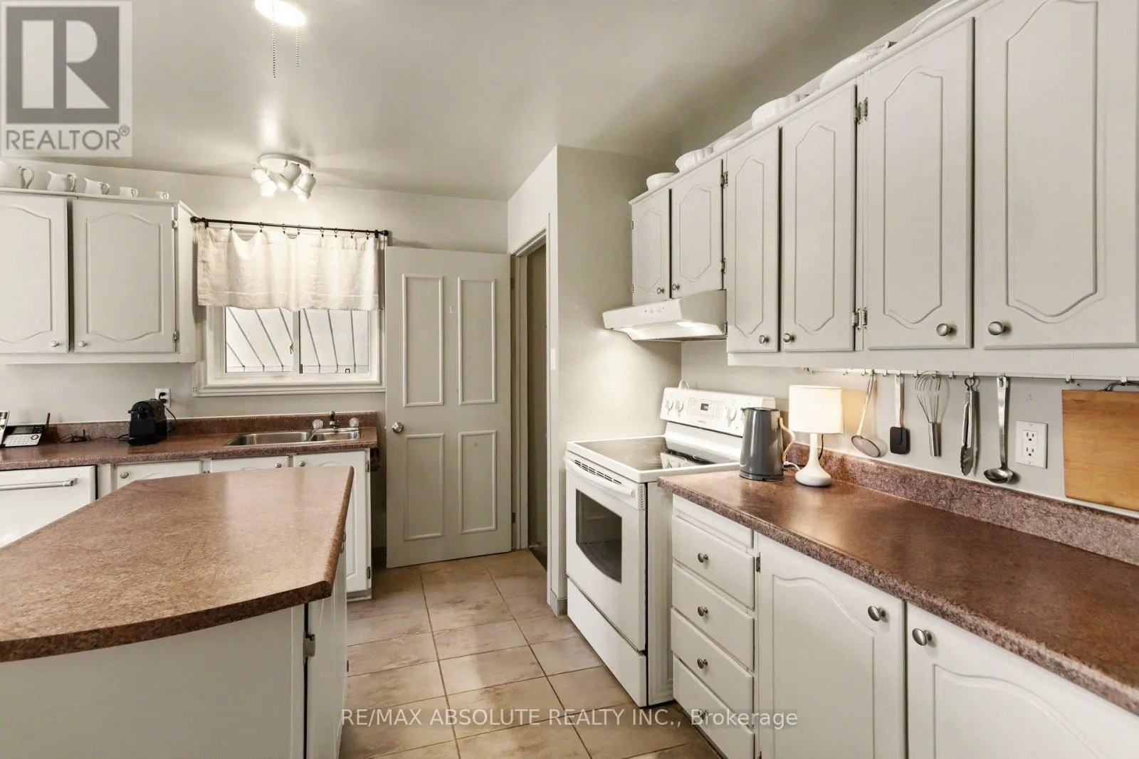 125 JUNIPER STREET E