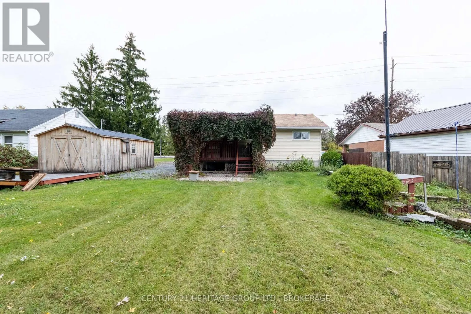 3007 PRINCESS STREET