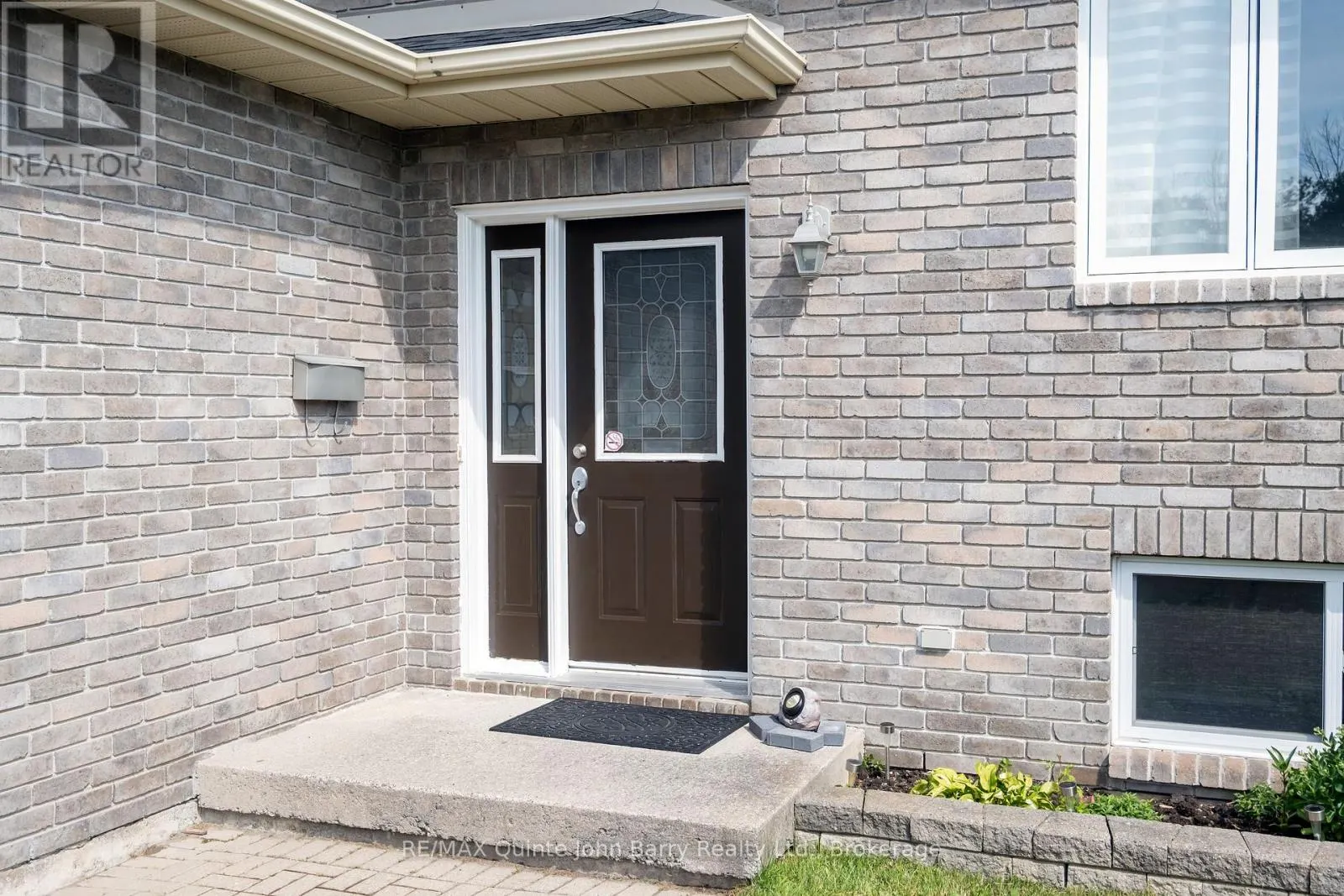 152 NICHOLAS STREET