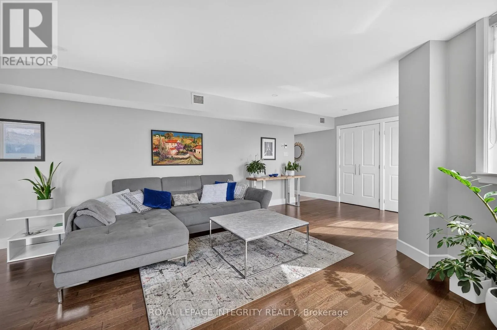 PH1 - 18 NEPEAN STREET