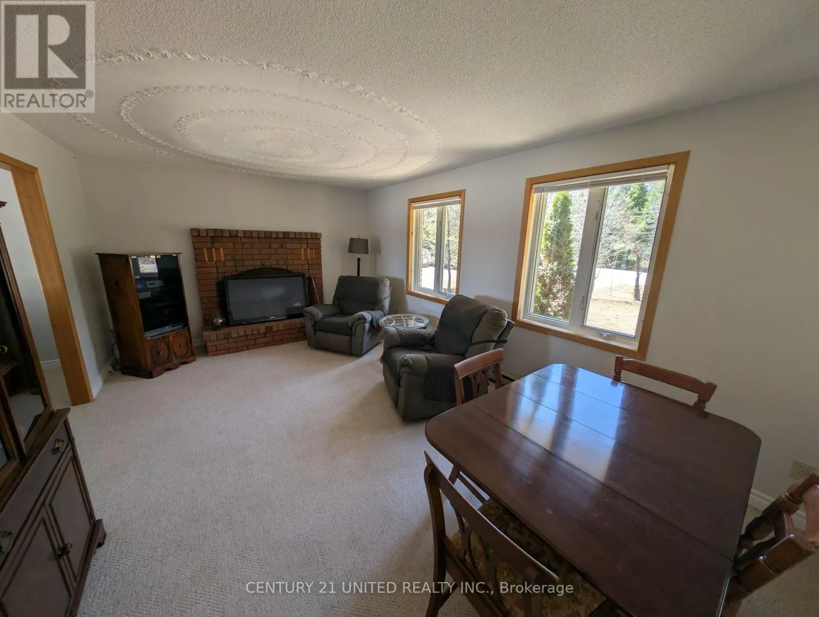 1012 PAPINEAU LAKE ROAD
