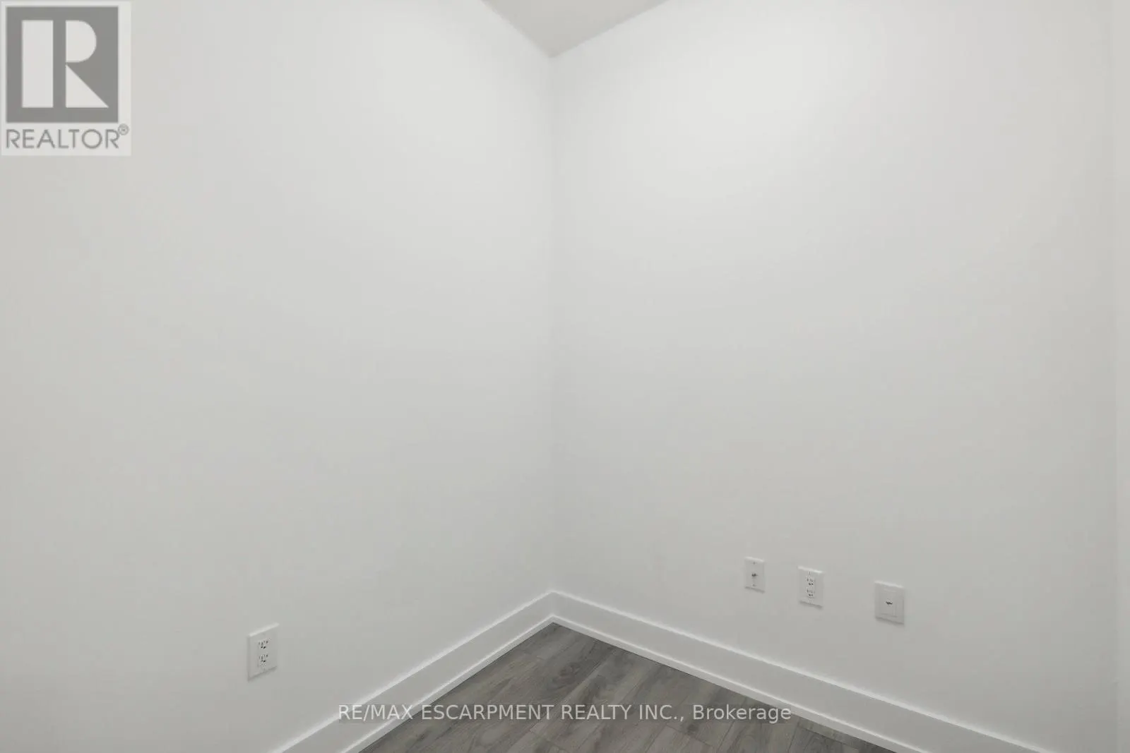 339 - 5055 GREENLANE ROAD