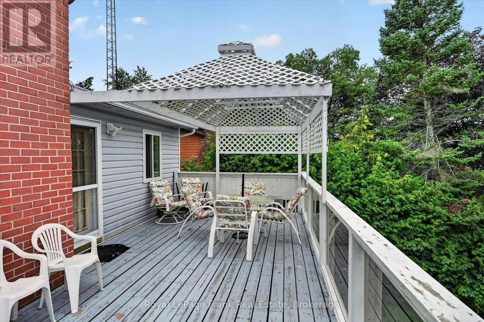 34 BIRCH POINT DRIVE