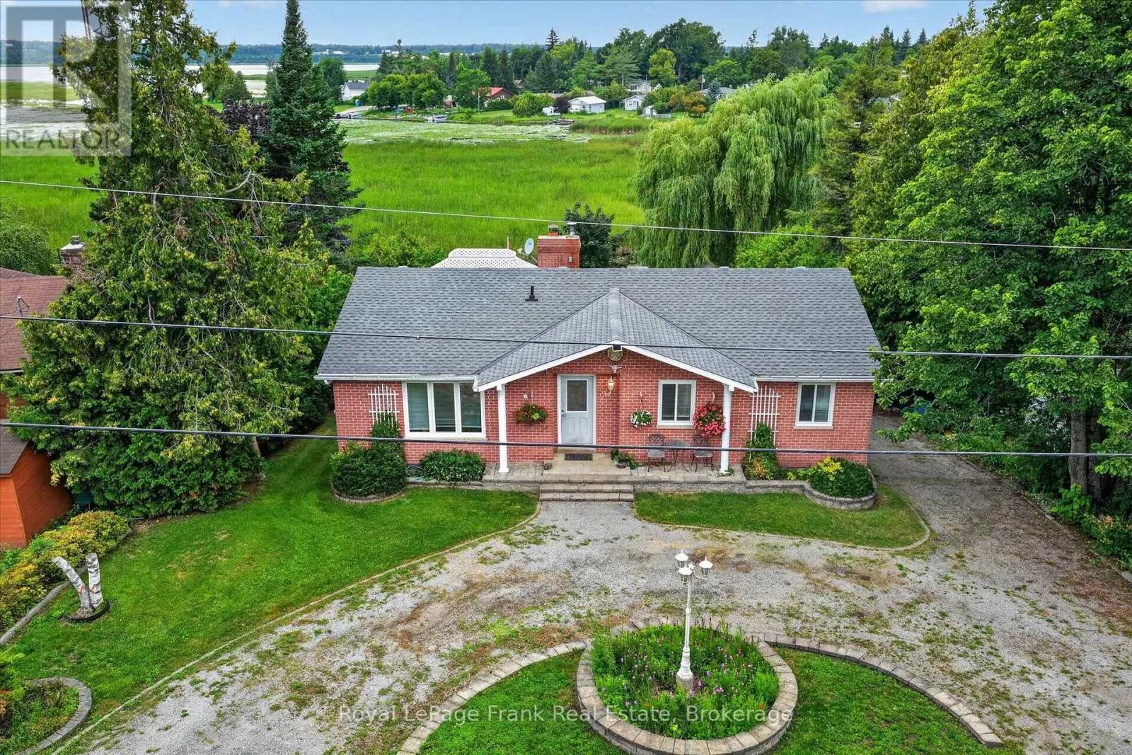 34 BIRCH POINT DRIVE