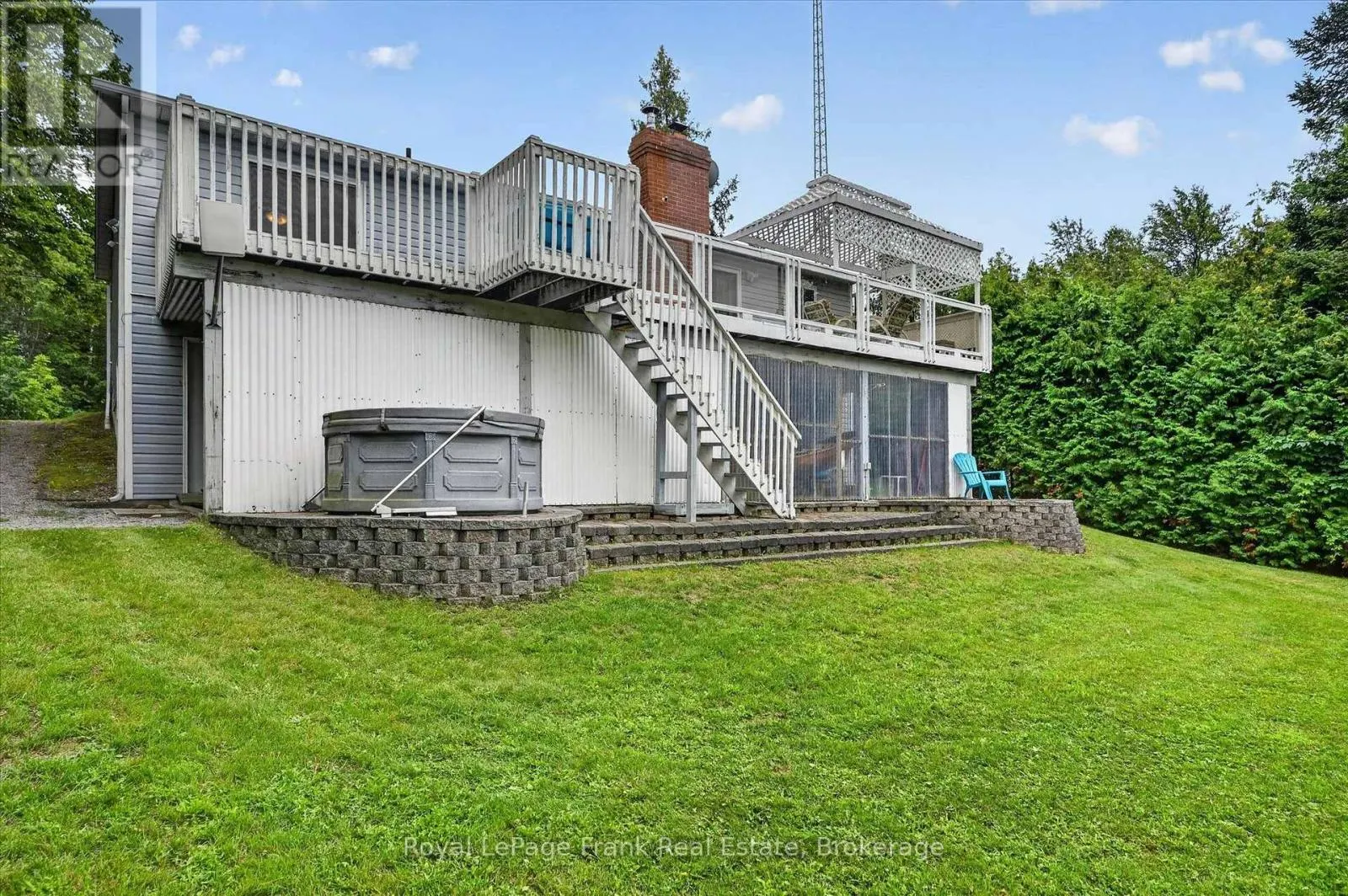34 BIRCH POINT DRIVE