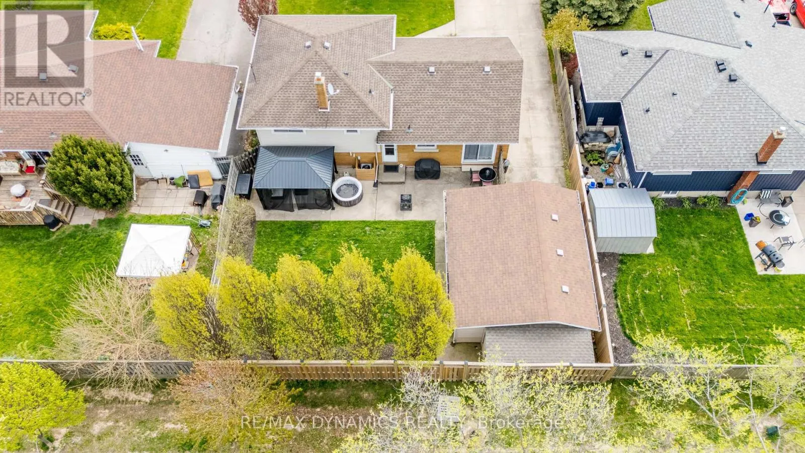 87 ROCHELLE DRIVE