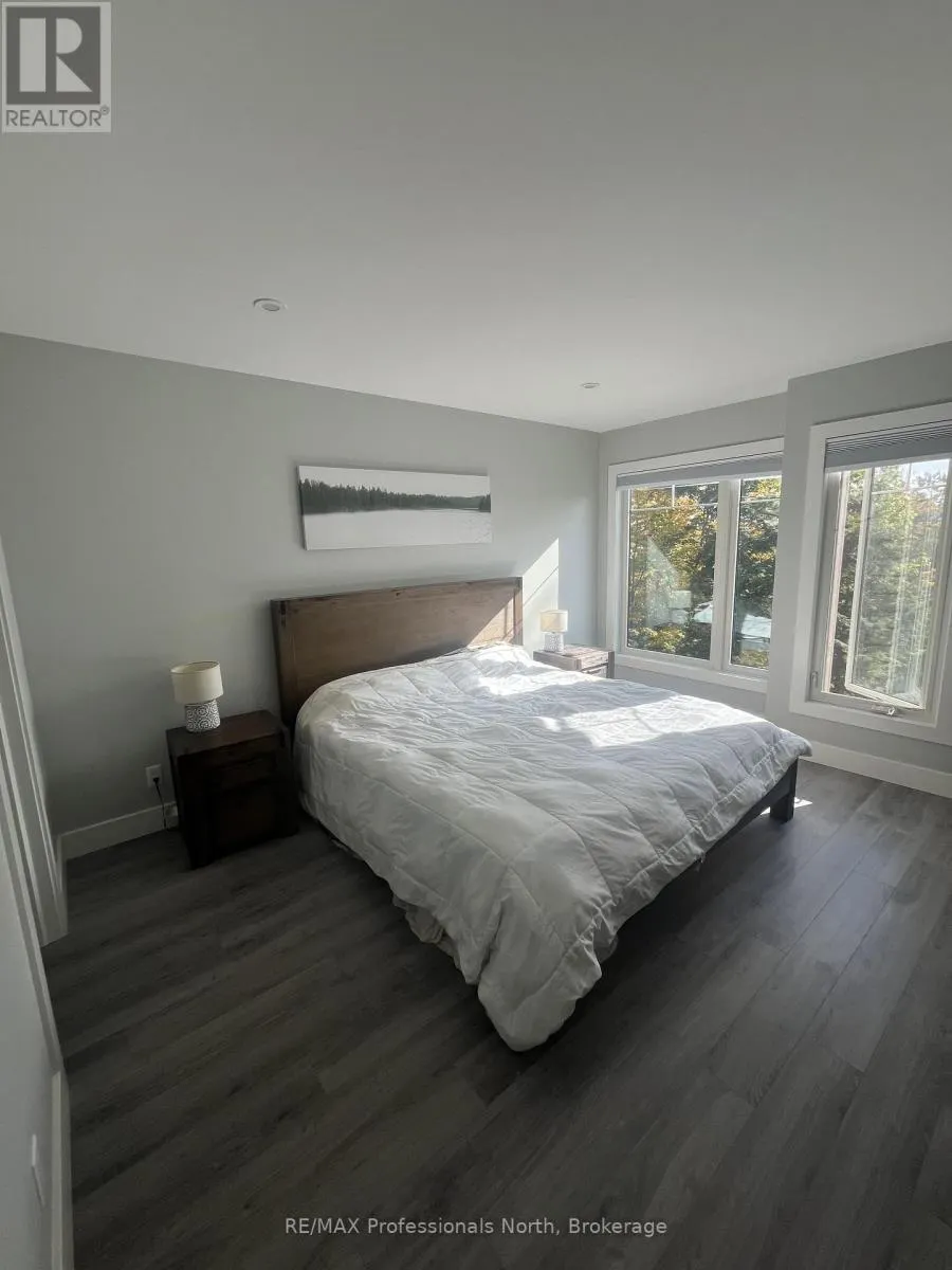 202 - 3 TREE TOPS LANE #202