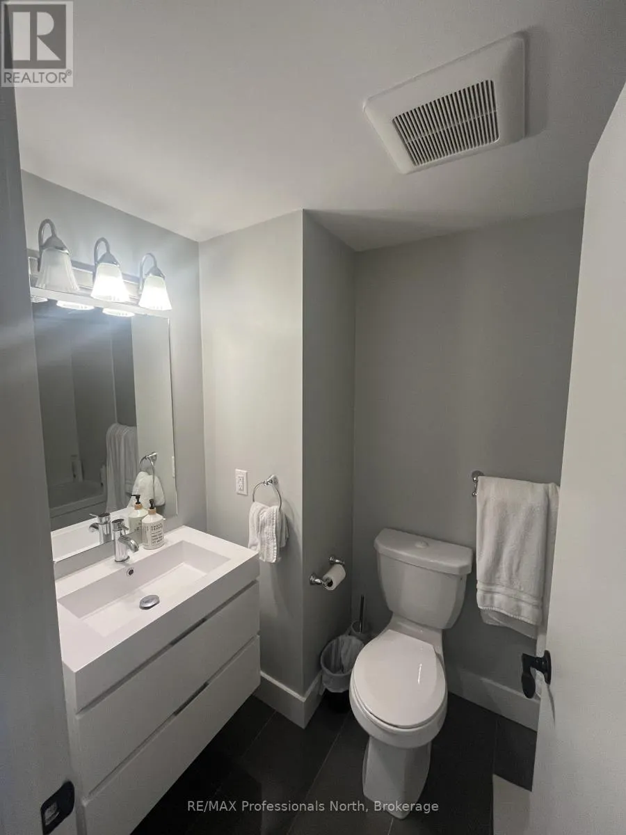 202 - 3 TREE TOPS LANE #202