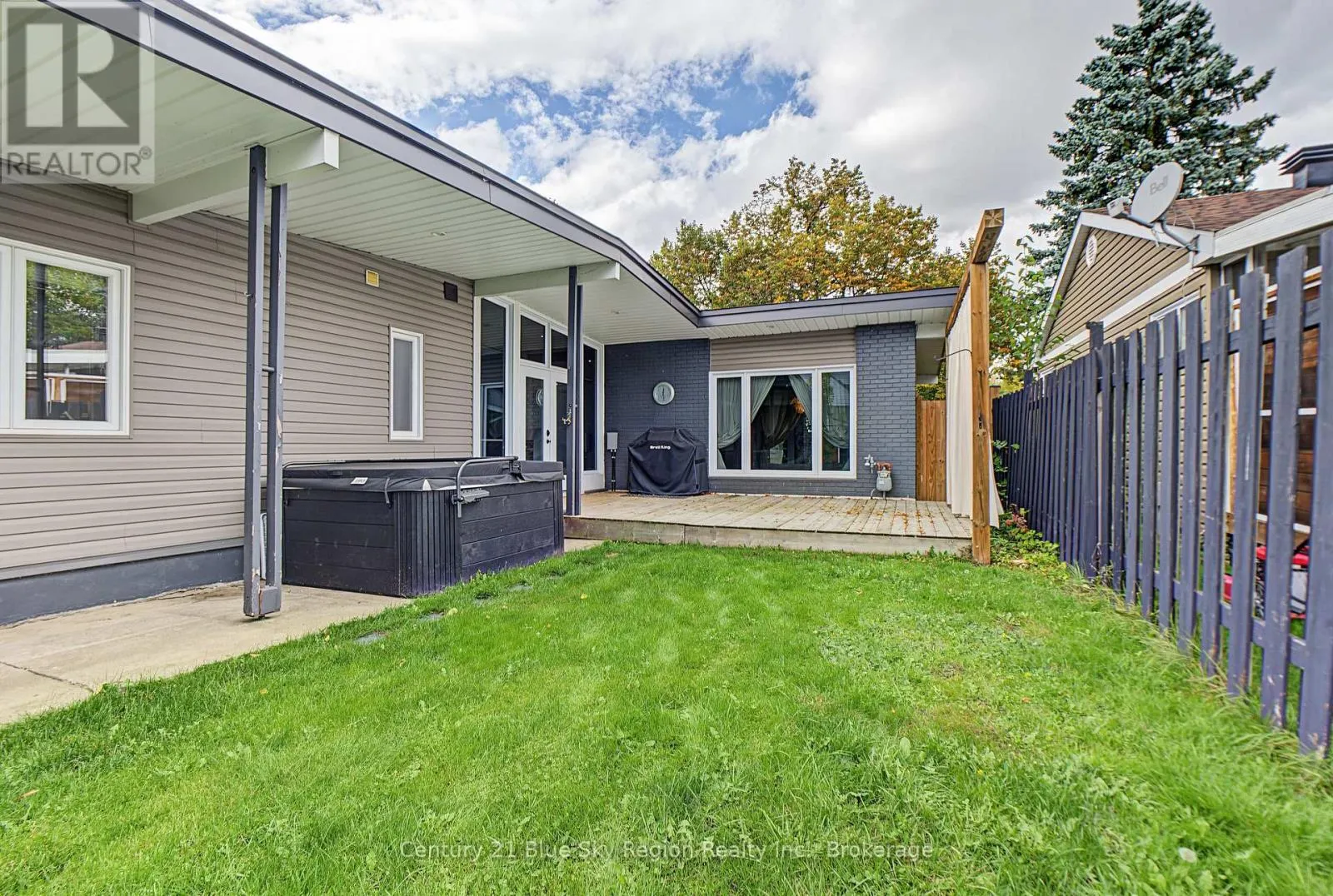 1412 BEECHWOOD ROAD