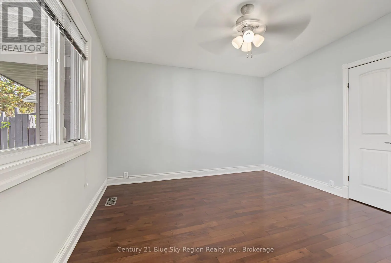 1412 BEECHWOOD ROAD