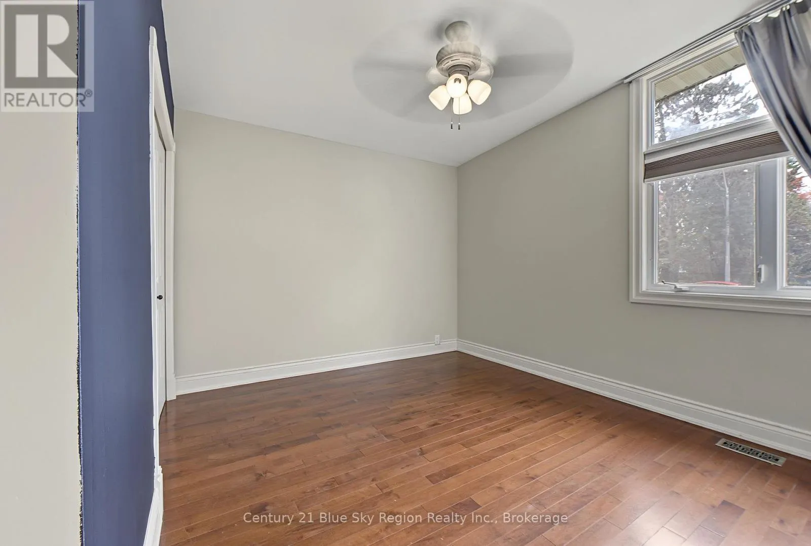 1412 BEECHWOOD ROAD