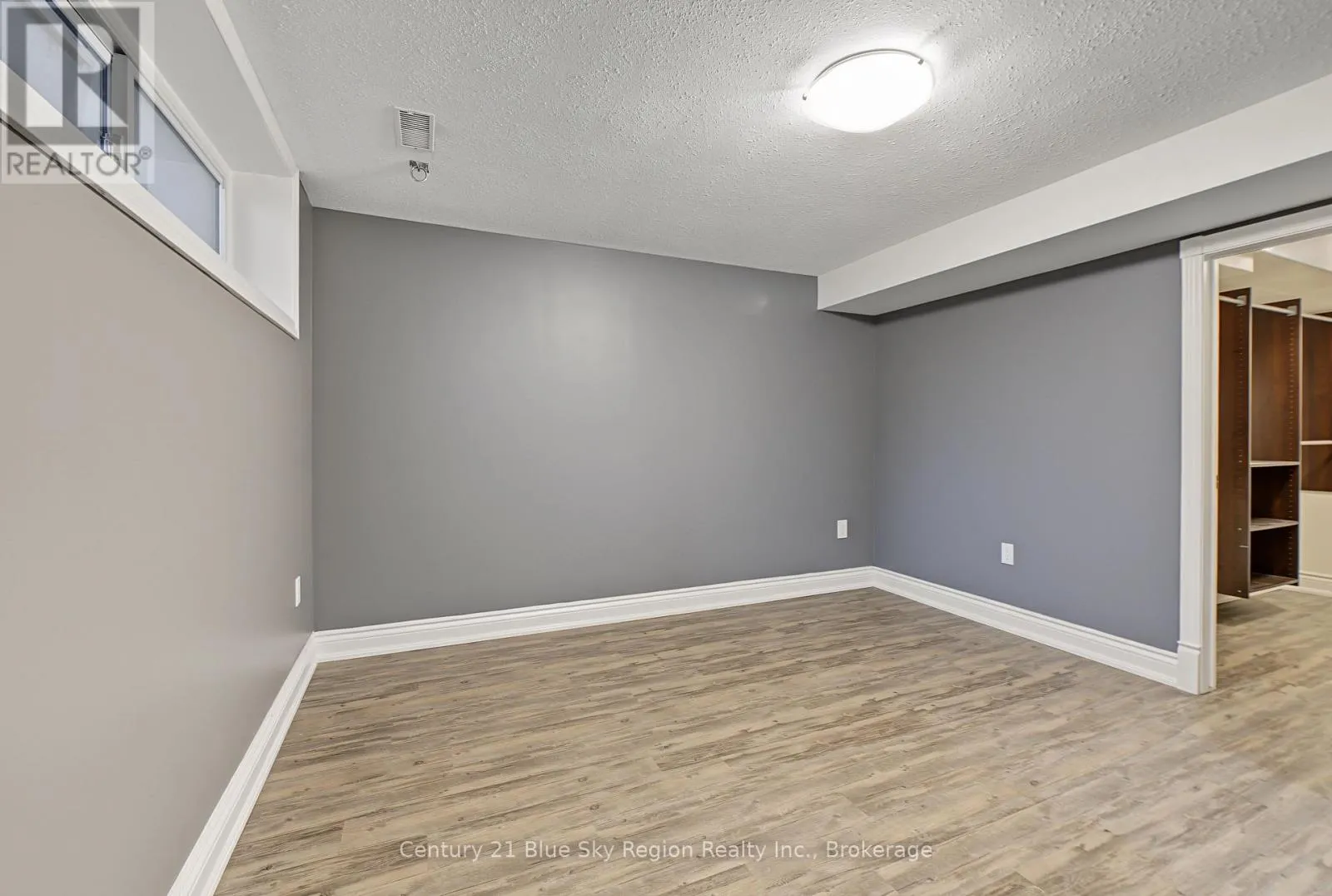 1412 BEECHWOOD ROAD