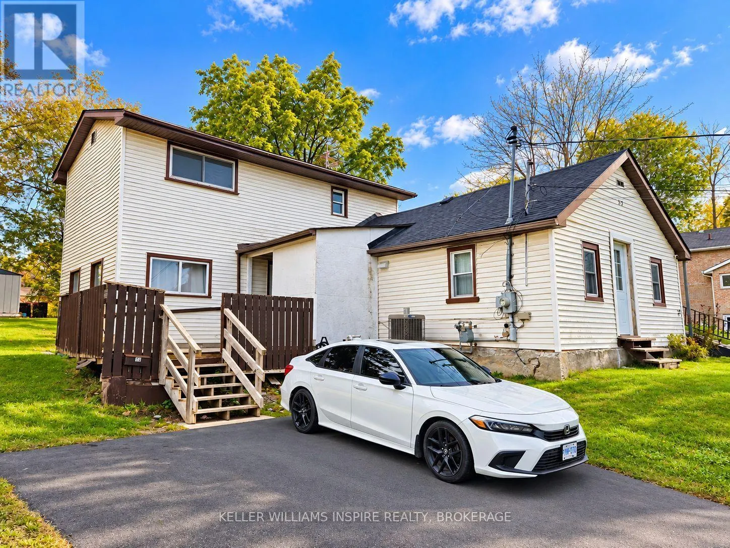 52 WALLBRIDGE CRESCENT