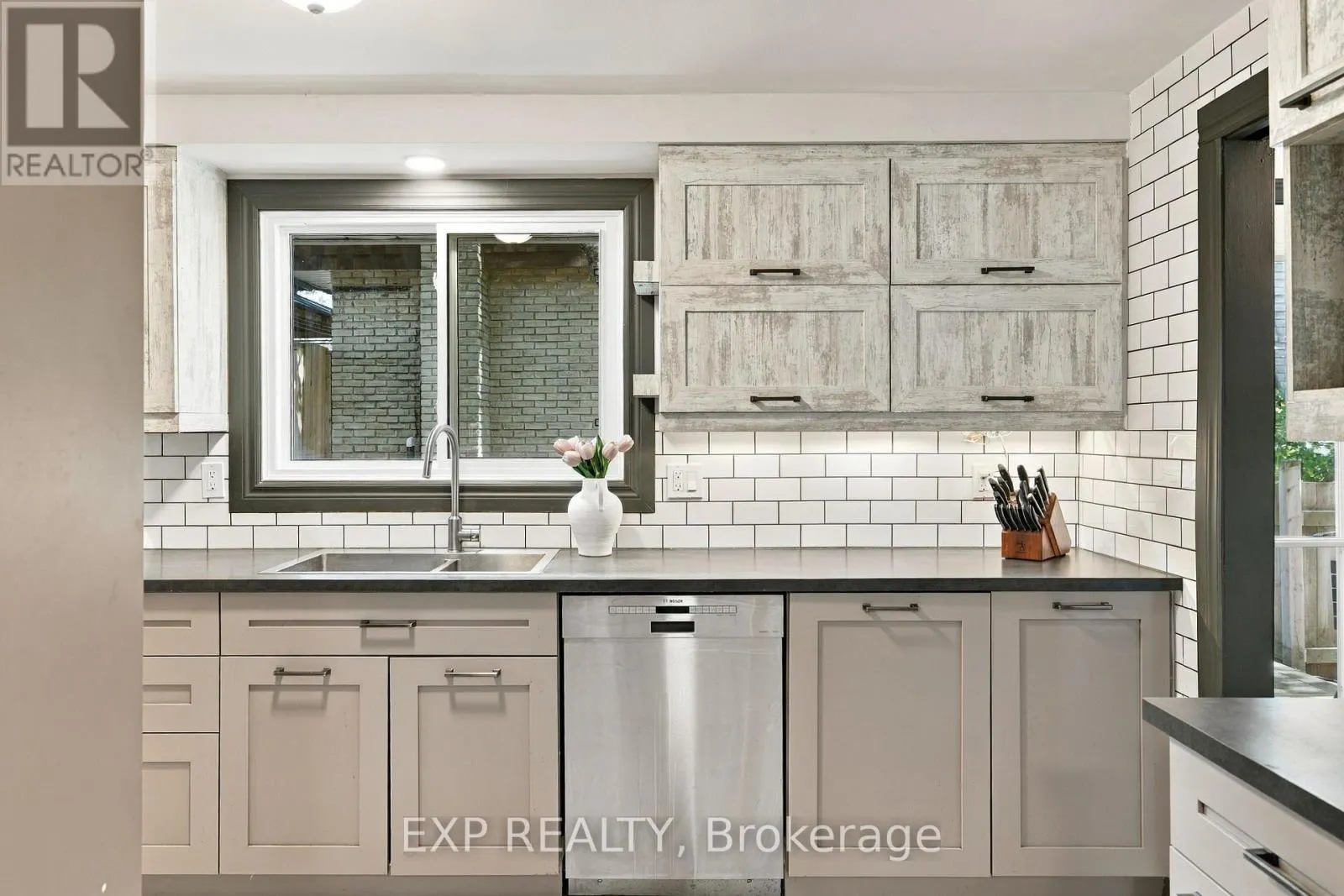 178 LAURENTIAN DRIVE