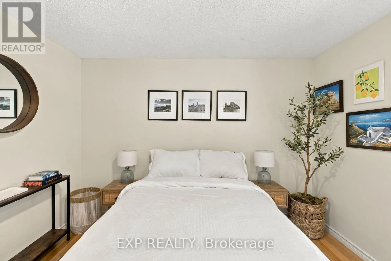 178 LAURENTIAN DRIVE