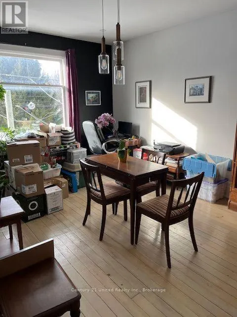 2 - 324 GEORGE STREET #2