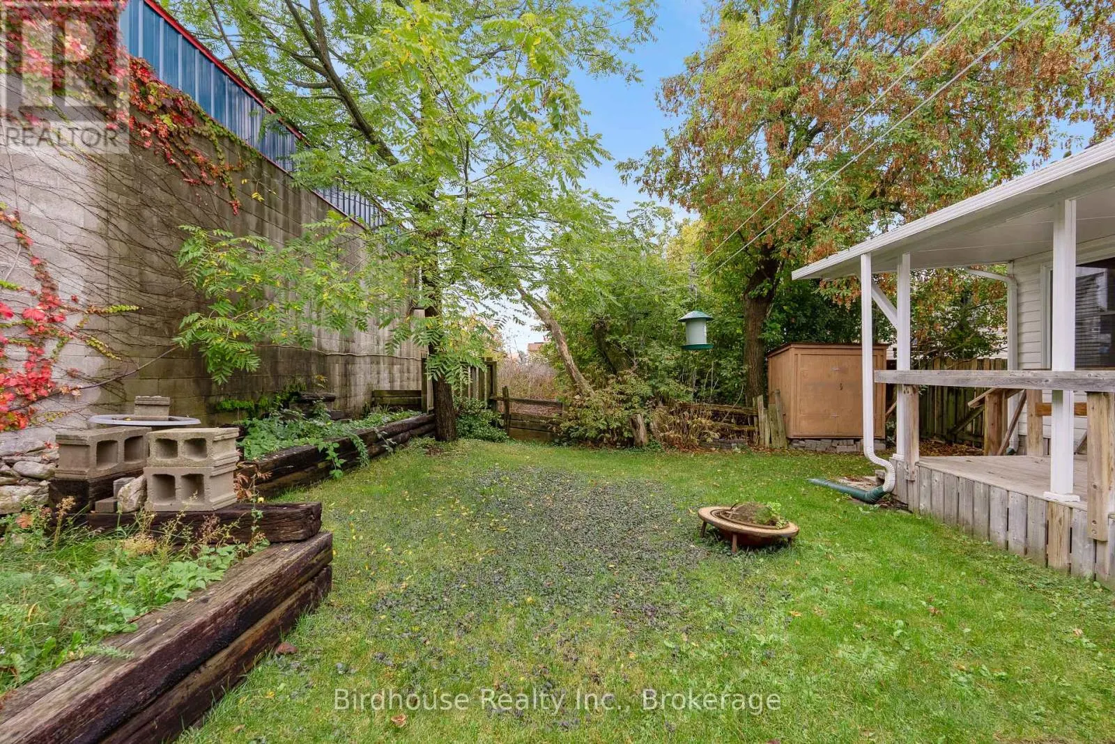 147 EAST STREET N