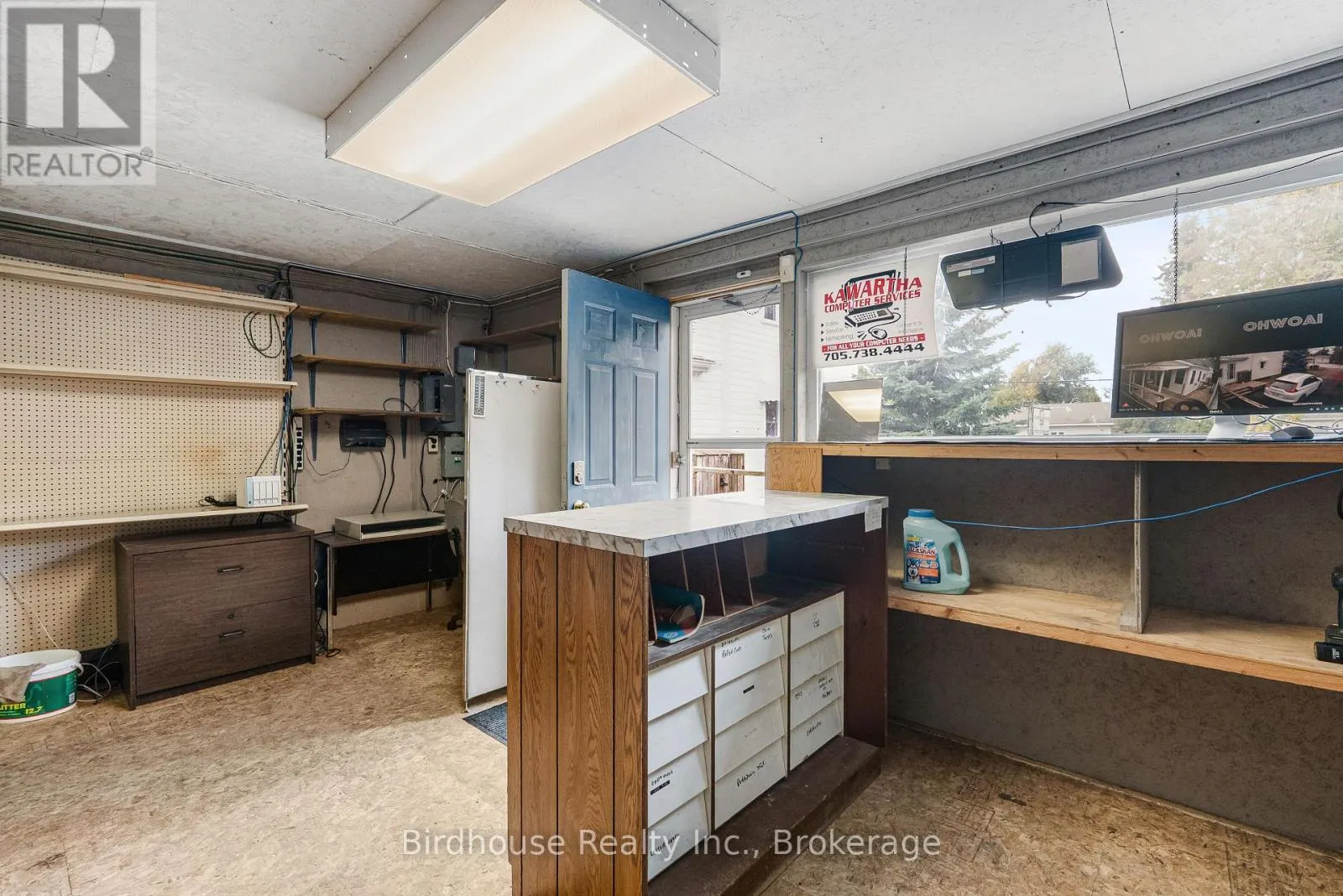 147 EAST STREET N