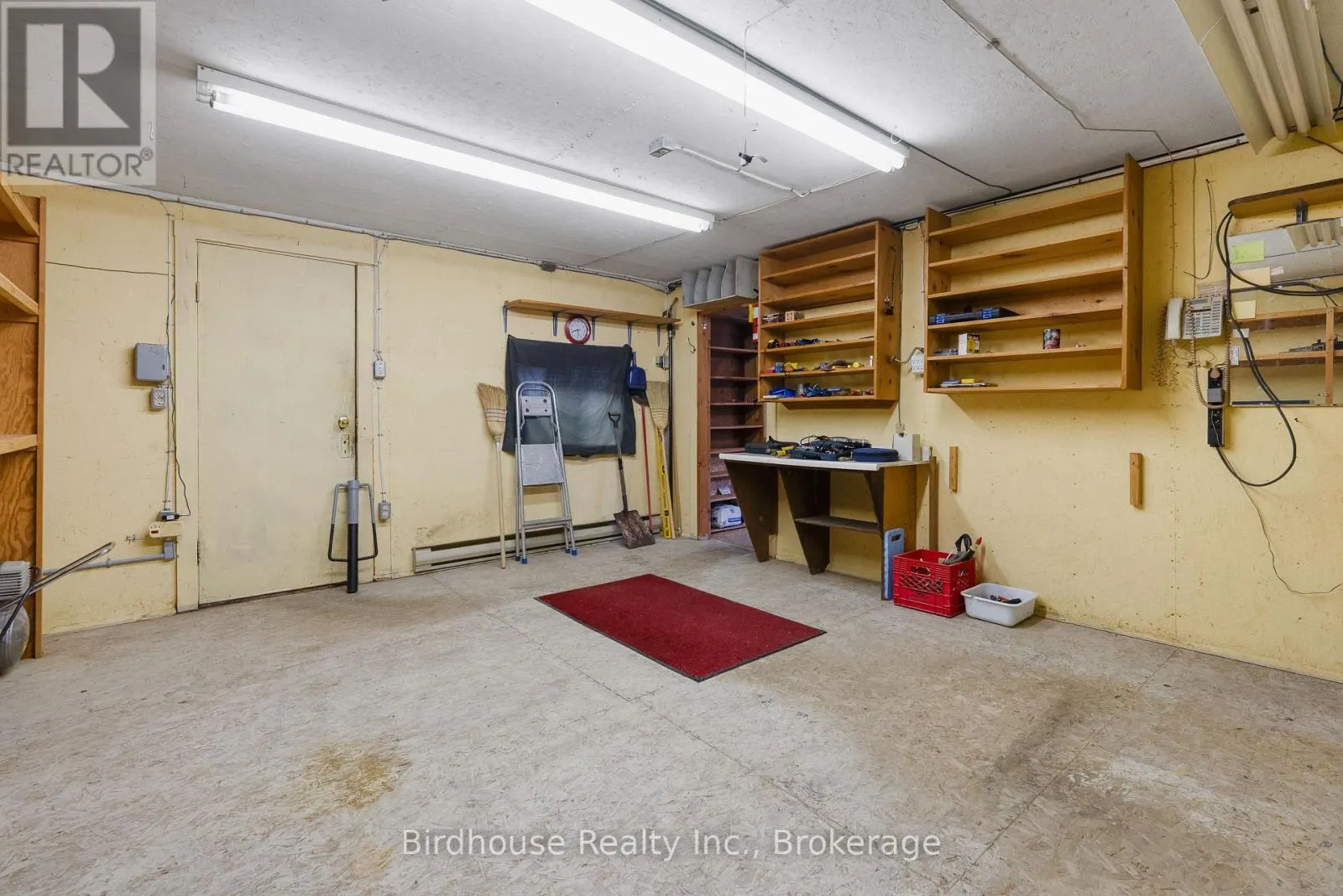 147 EAST STREET N