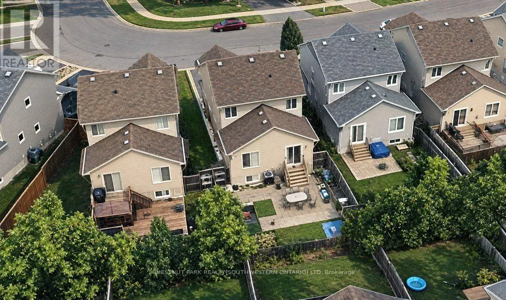 1651 CRIMSON CRESCENT