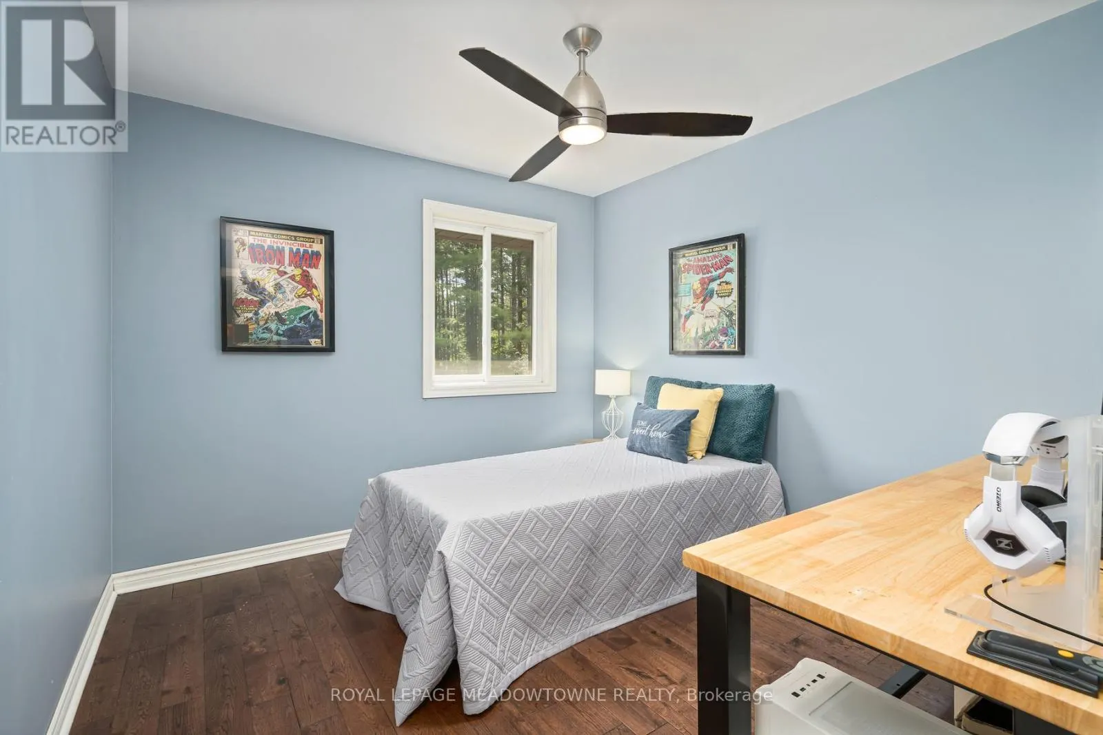 4 PINE RIDGE ROAD