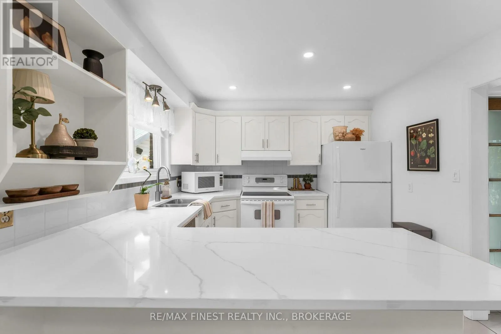 330 MEADOWCREST ROAD