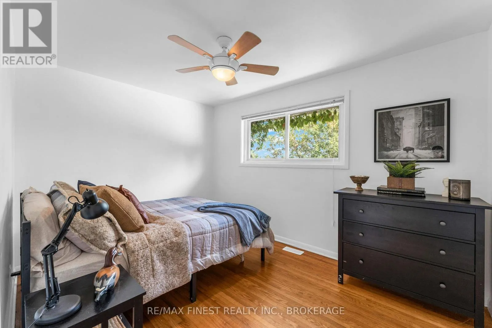 330 MEADOWCREST ROAD