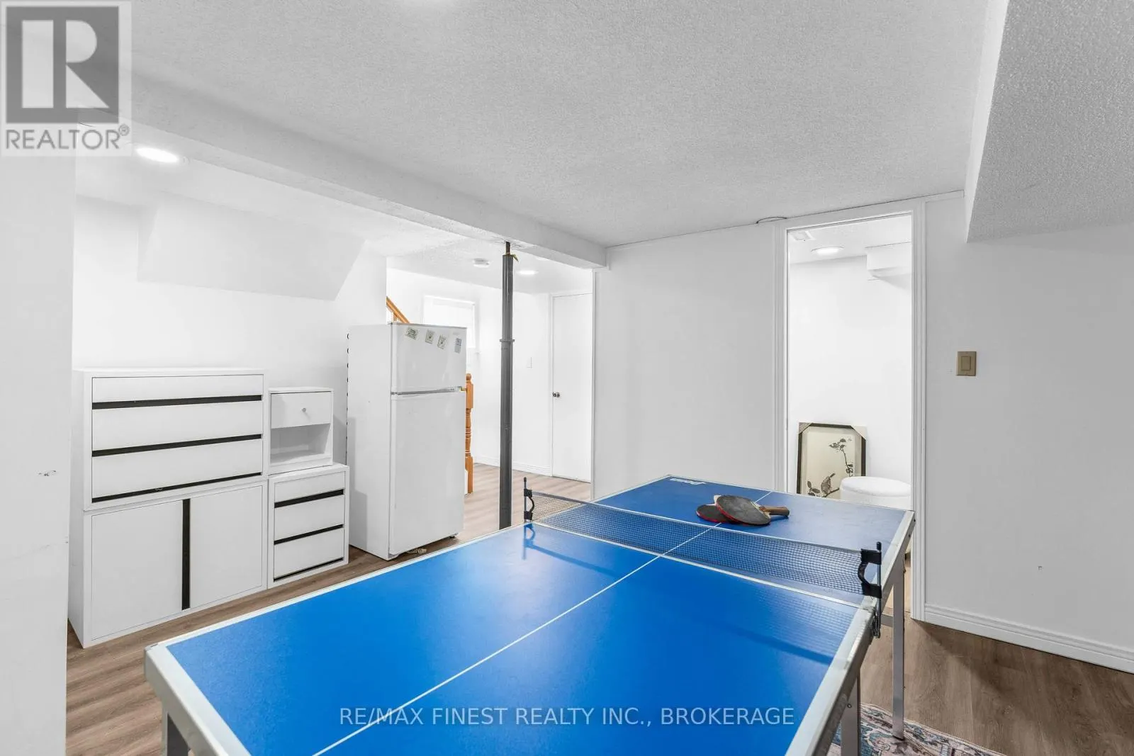 330 MEADOWCREST ROAD
