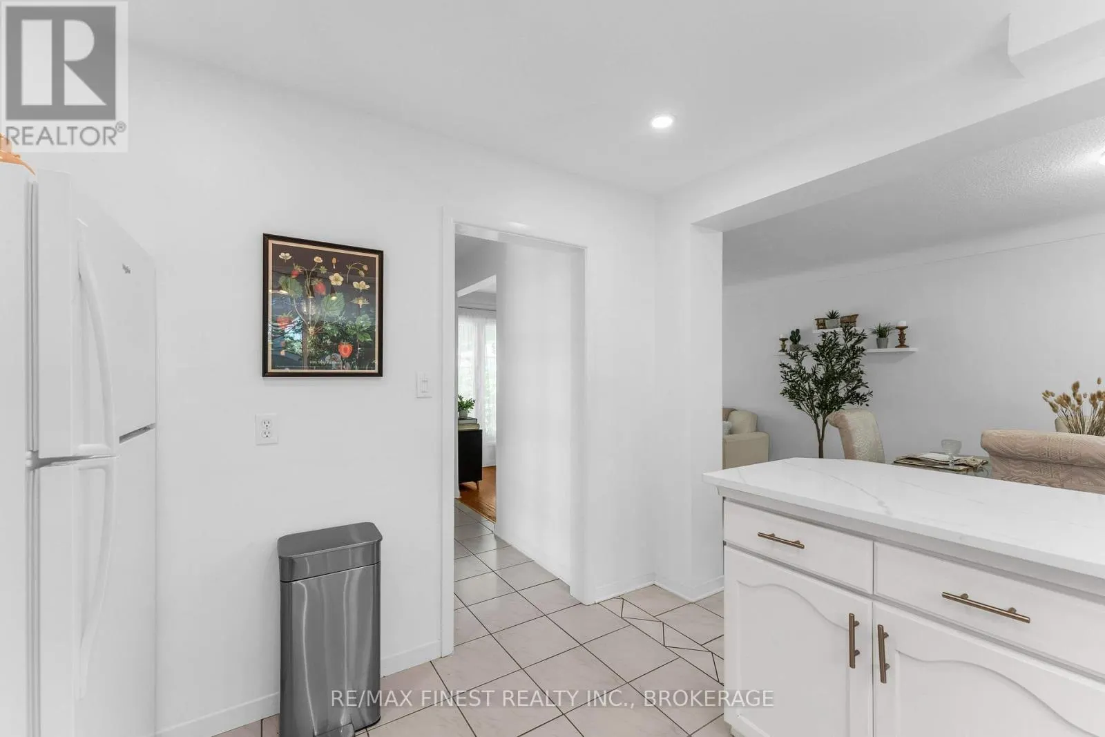 330 MEADOWCREST ROAD