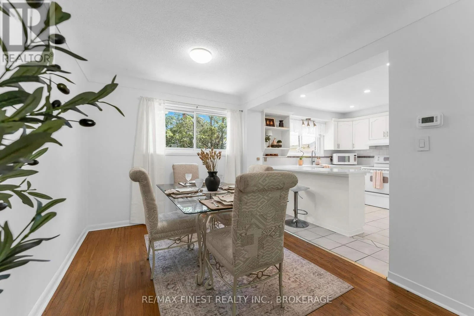 330 MEADOWCREST ROAD