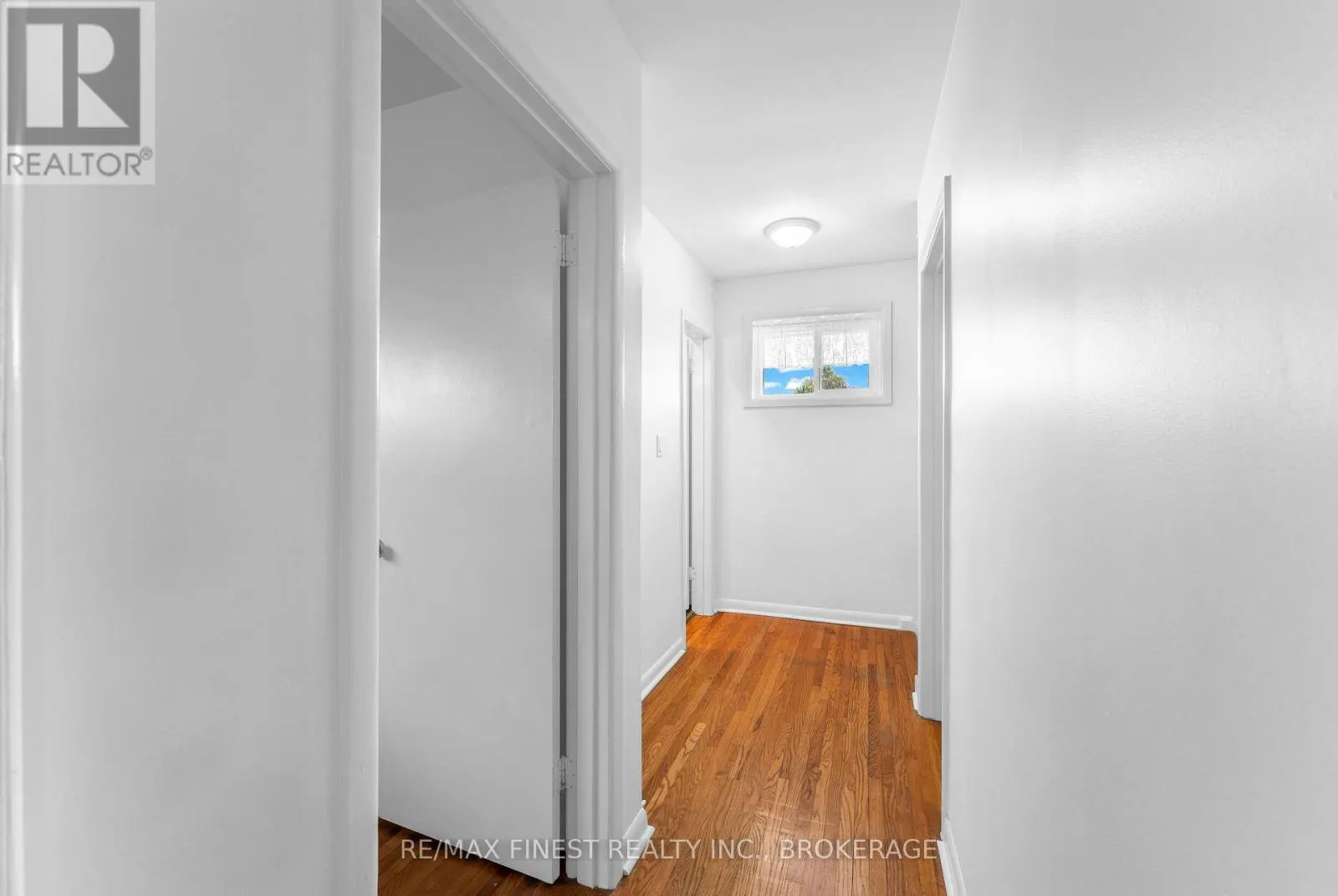 330 MEADOWCREST ROAD