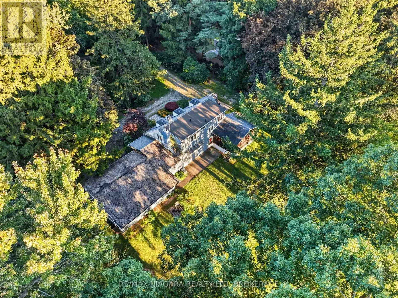 1577 GREGORY ROAD