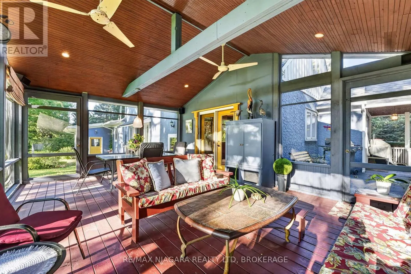 1577 GREGORY ROAD