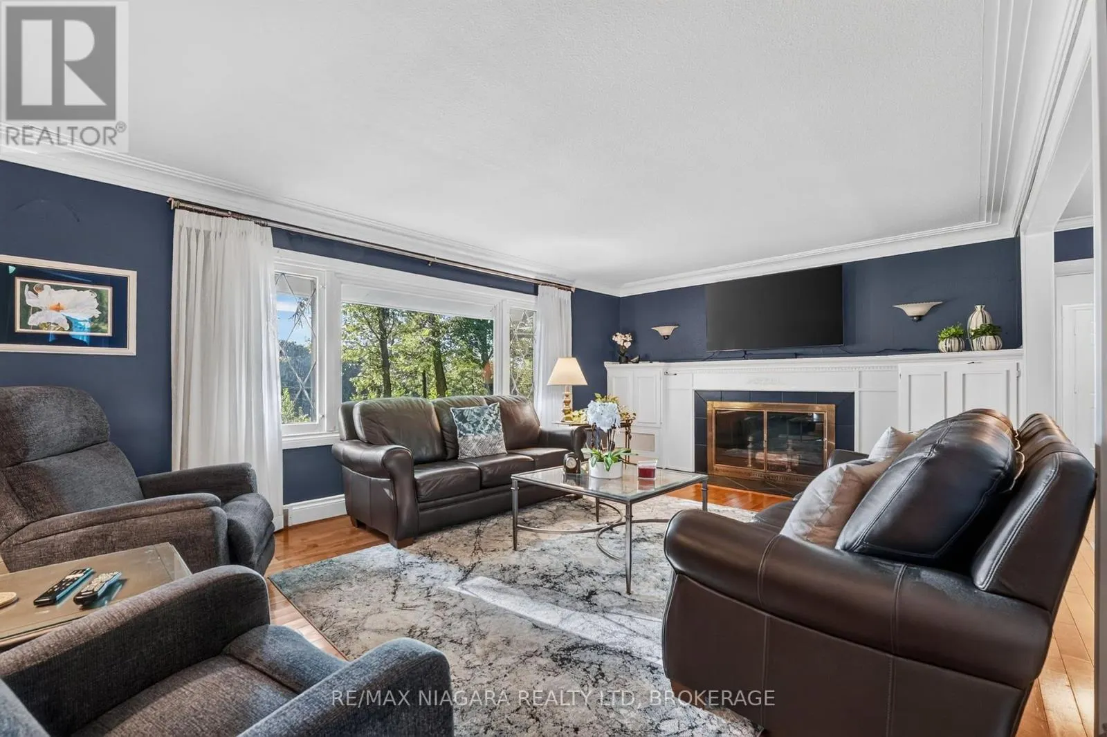 1577 GREGORY ROAD