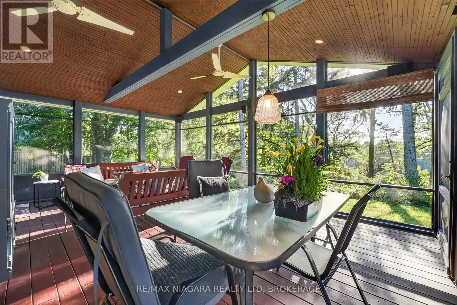 1577 GREGORY ROAD