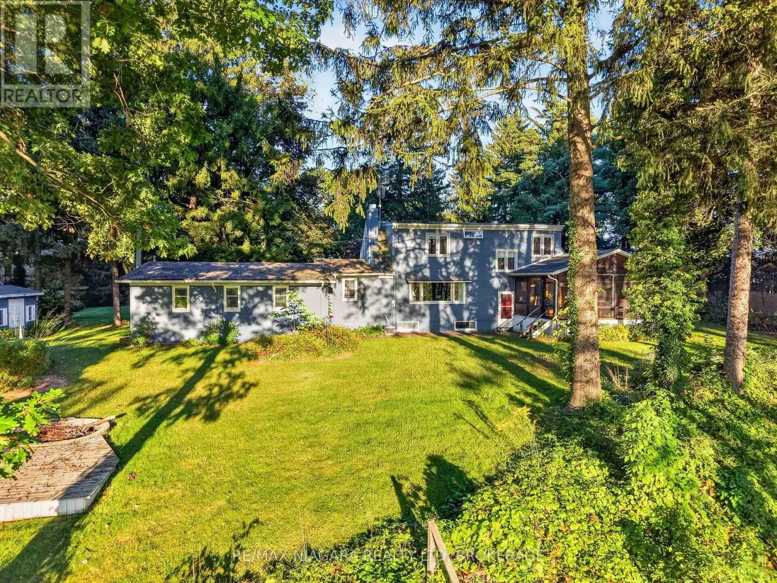 1577 GREGORY ROAD