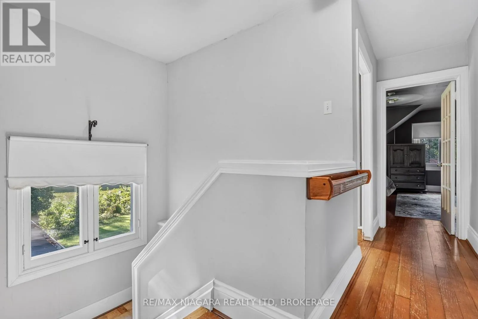 1577 GREGORY ROAD