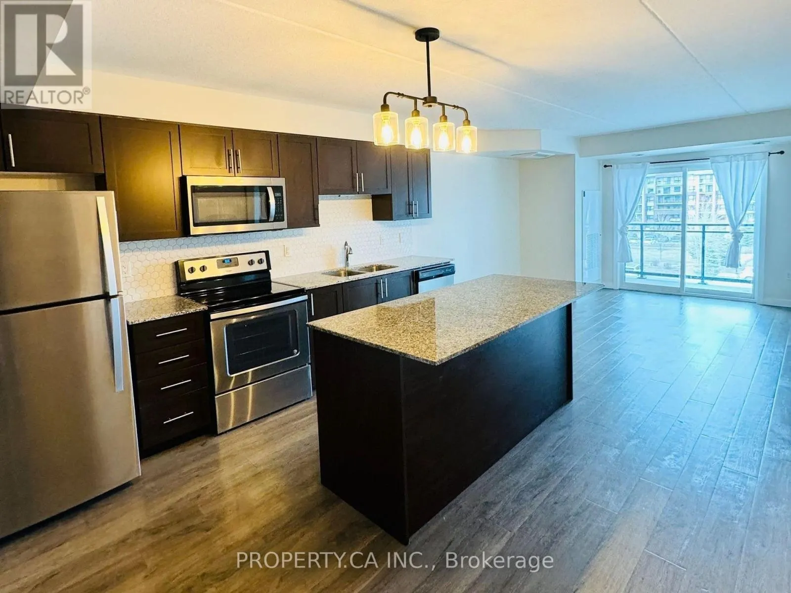 301 - 25 KAY CRESCENT