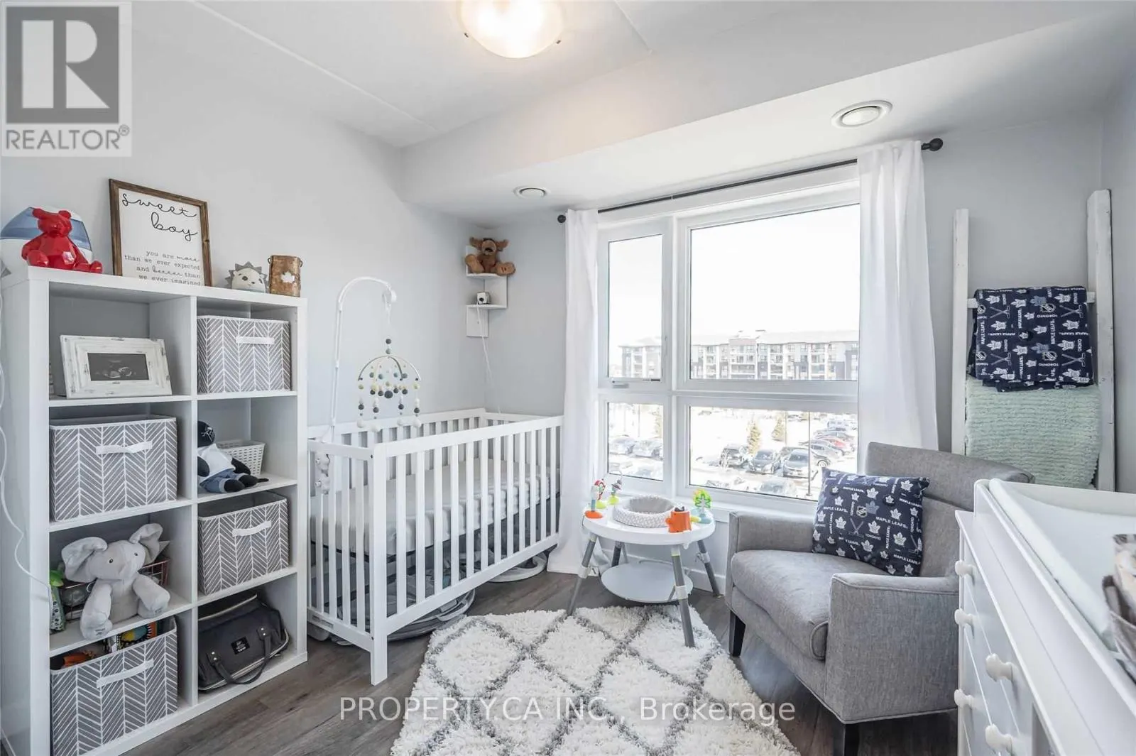 301 - 25 KAY CRESCENT